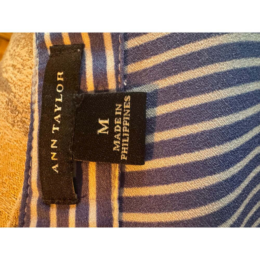 ANN TAYLOR Blue Striped Tie-Front Button Down Blouse Medium Nautical soft - Picture 9 of 11